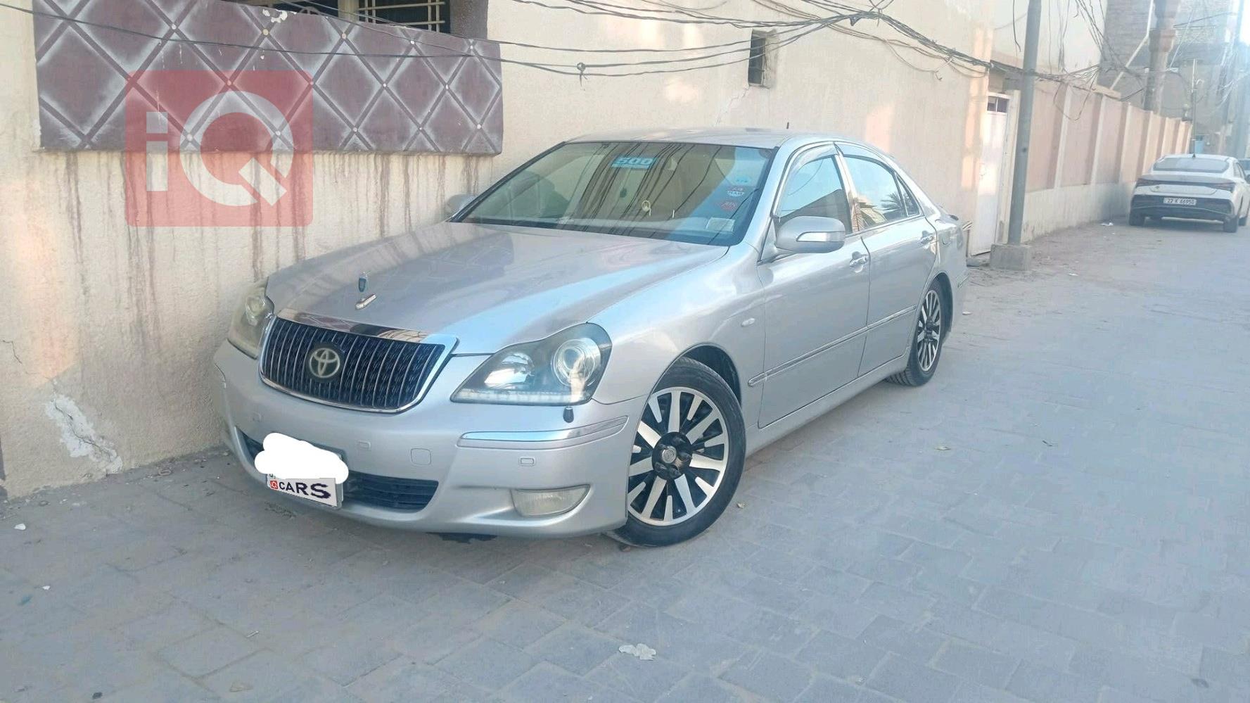 تويوتا كراون